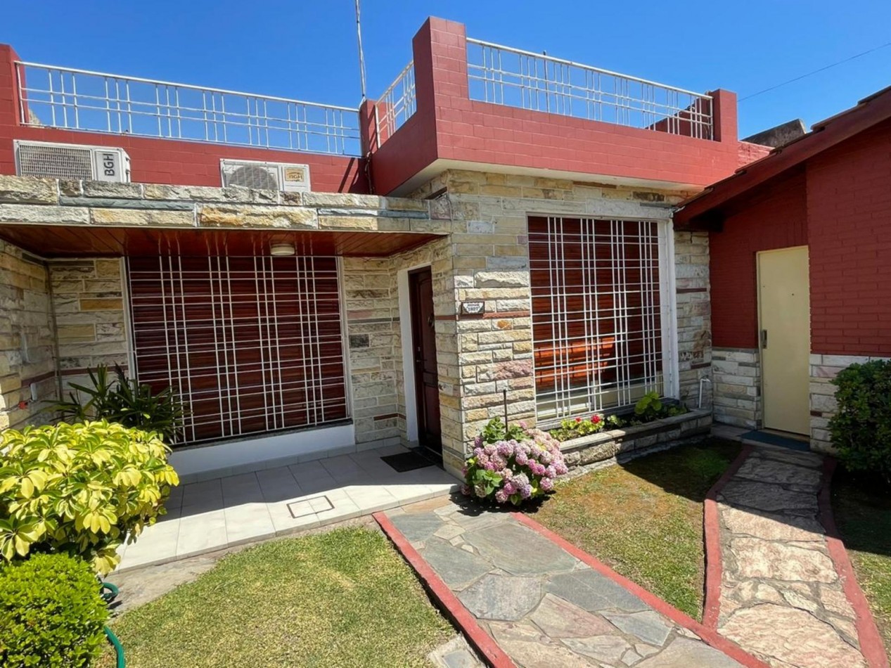 Casa americana de 3 ambientes en venta - Rafael Castillo Centro