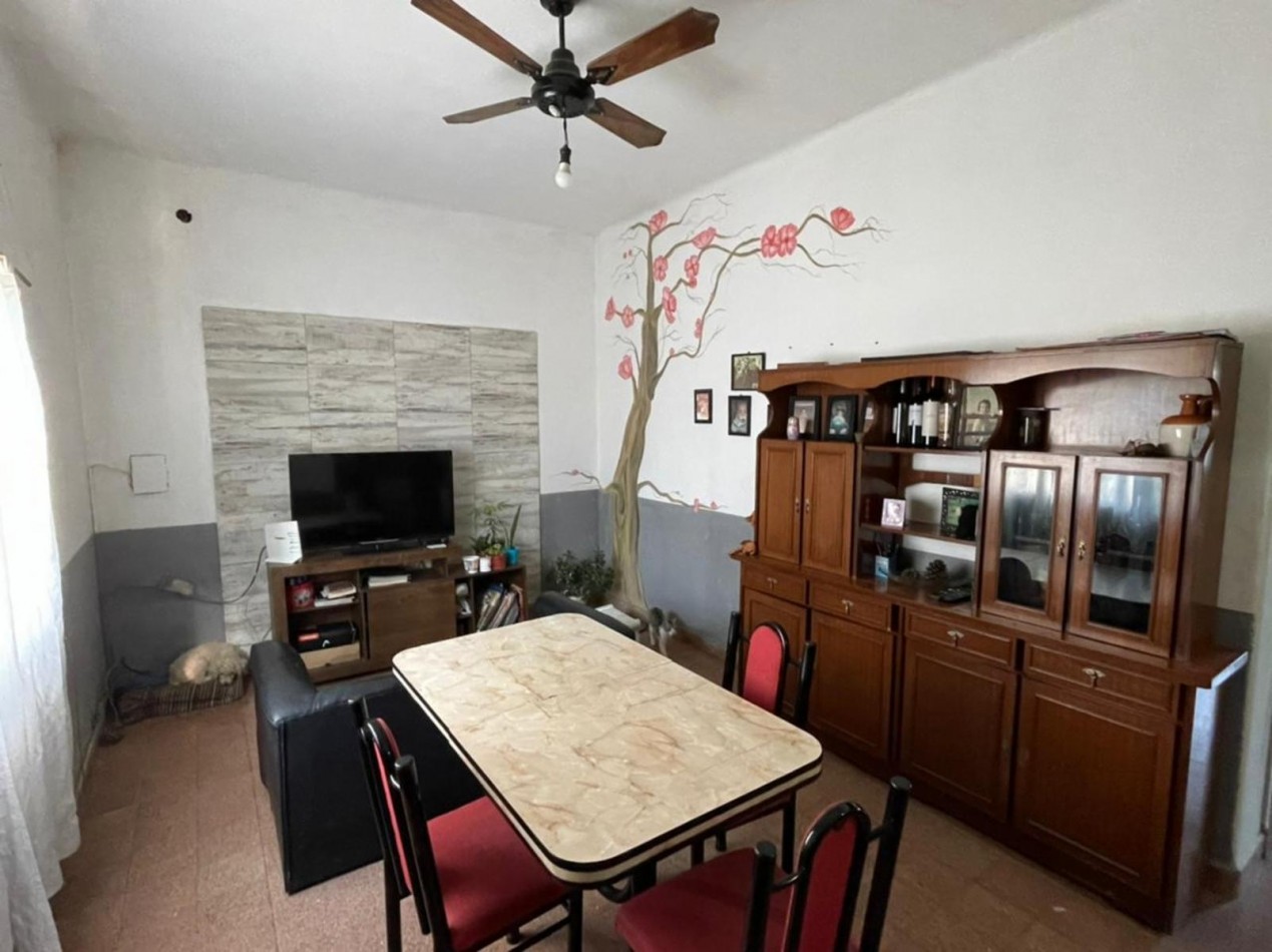 Casa tipo americana de 4 ambientes en Venta - Castelar Sur