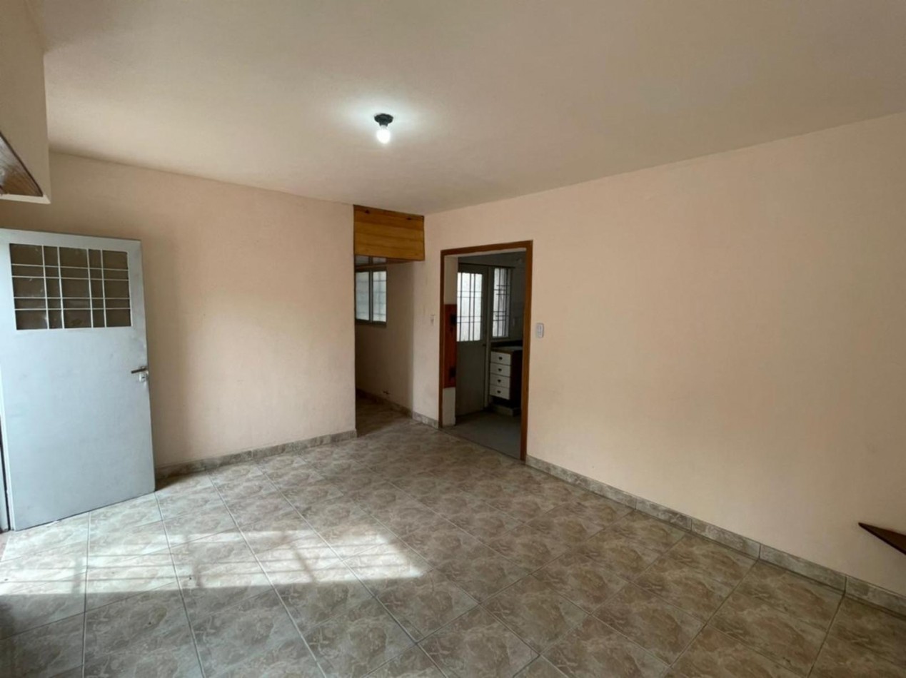 Casa con 2 departamentos en Venta - Nuevo Valor - Libertad