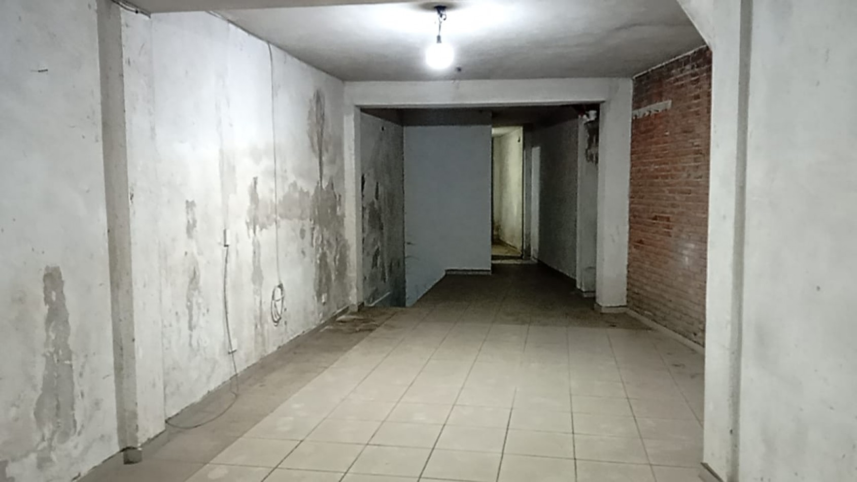 Local en Alquiler Sobre Av. Carlos Casares - Rafael Castillo - Excelente Ubicacion