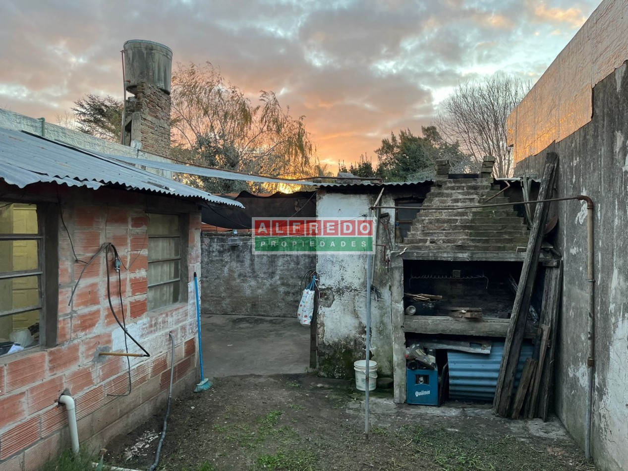 PH de 4 Ambientes con Monoambiente Anexo en Venta - Moron Sur