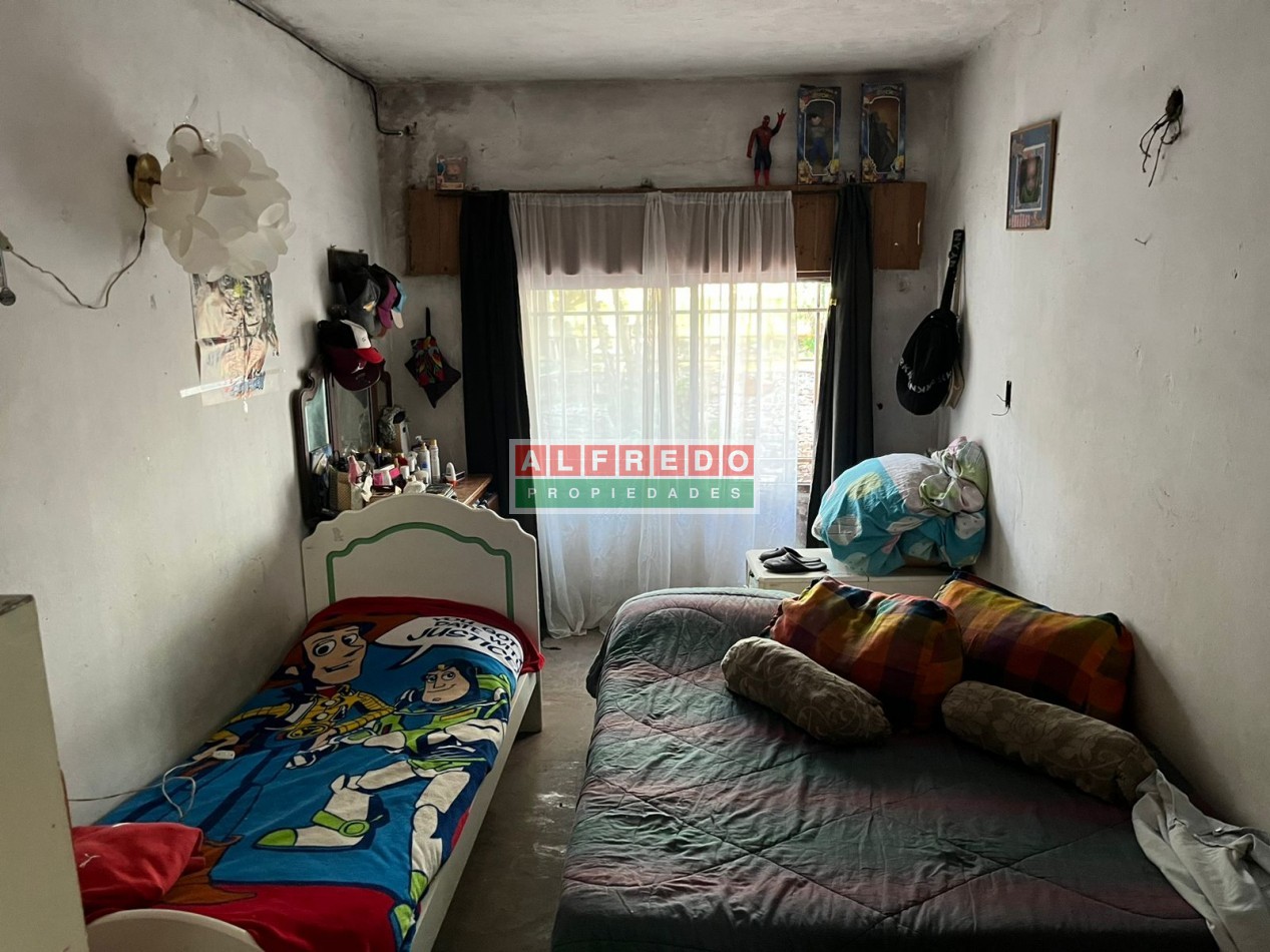 Casa a reciclar en venta - Moron Sur