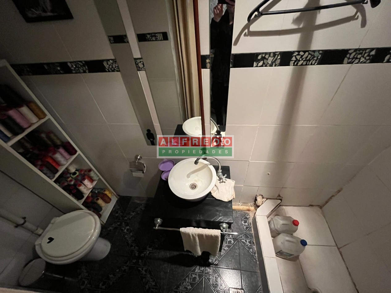 PH de 4 Ambientes con Monoambiente Anexo en Venta - Moron Sur