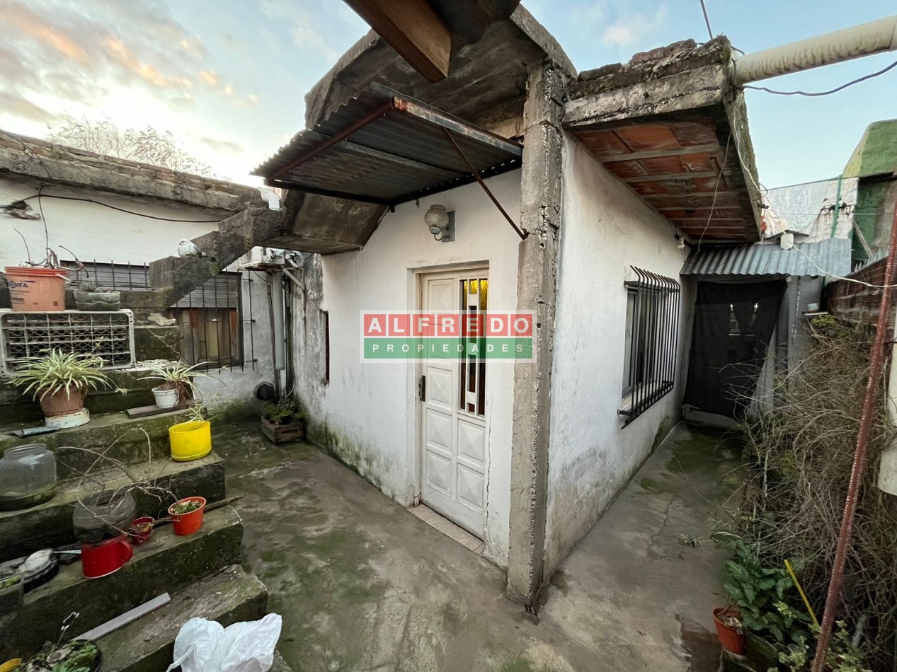 PH de 4 Ambientes con Monoambiente Anexo en Venta - Moron Sur