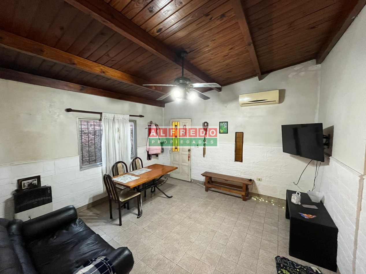 PH de 4 Ambientes con Monoambiente Anexo en Venta - Moron Sur