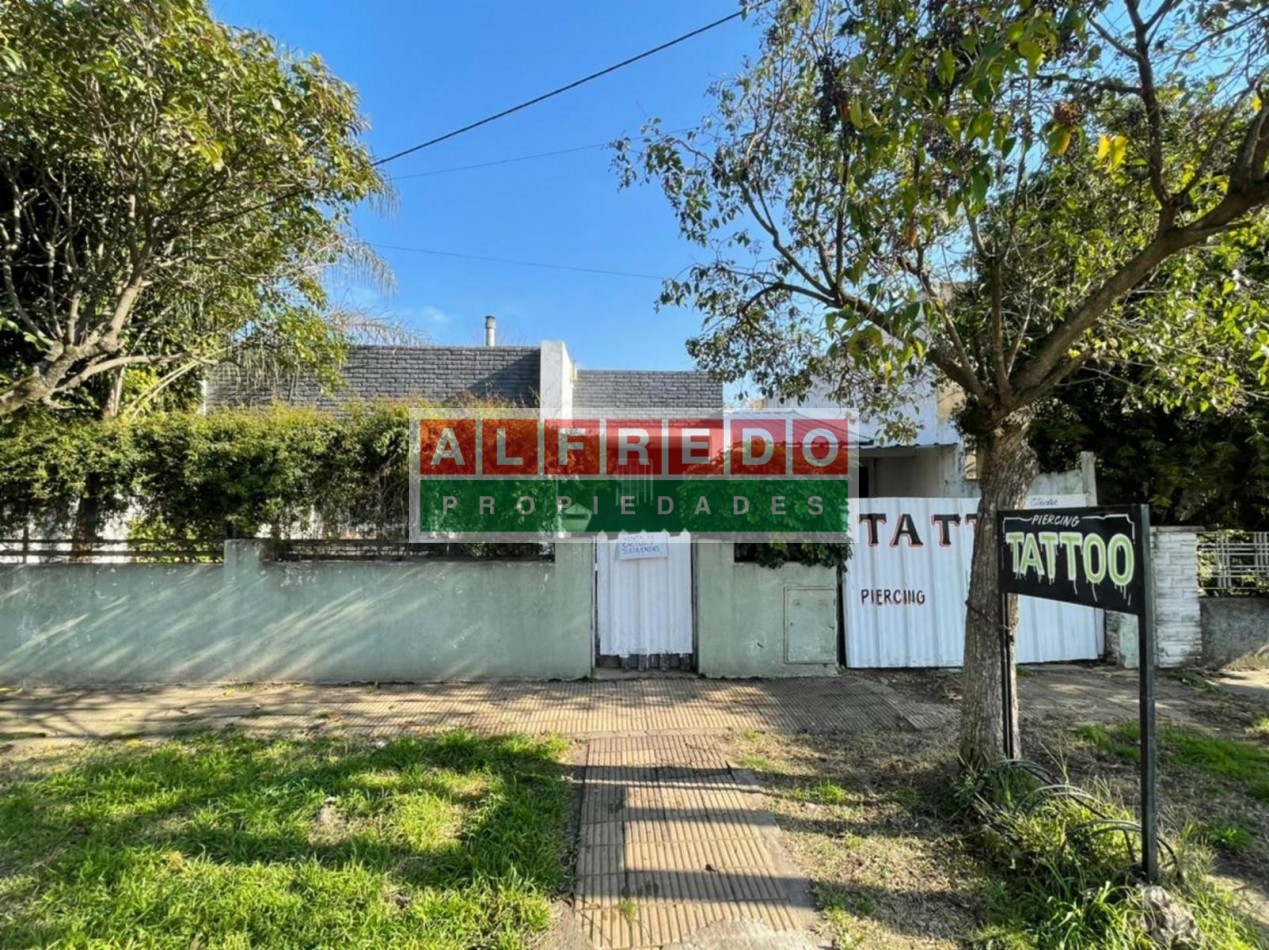 Casa tipo americana de 4 ambientes en Venta - Castelar Sur