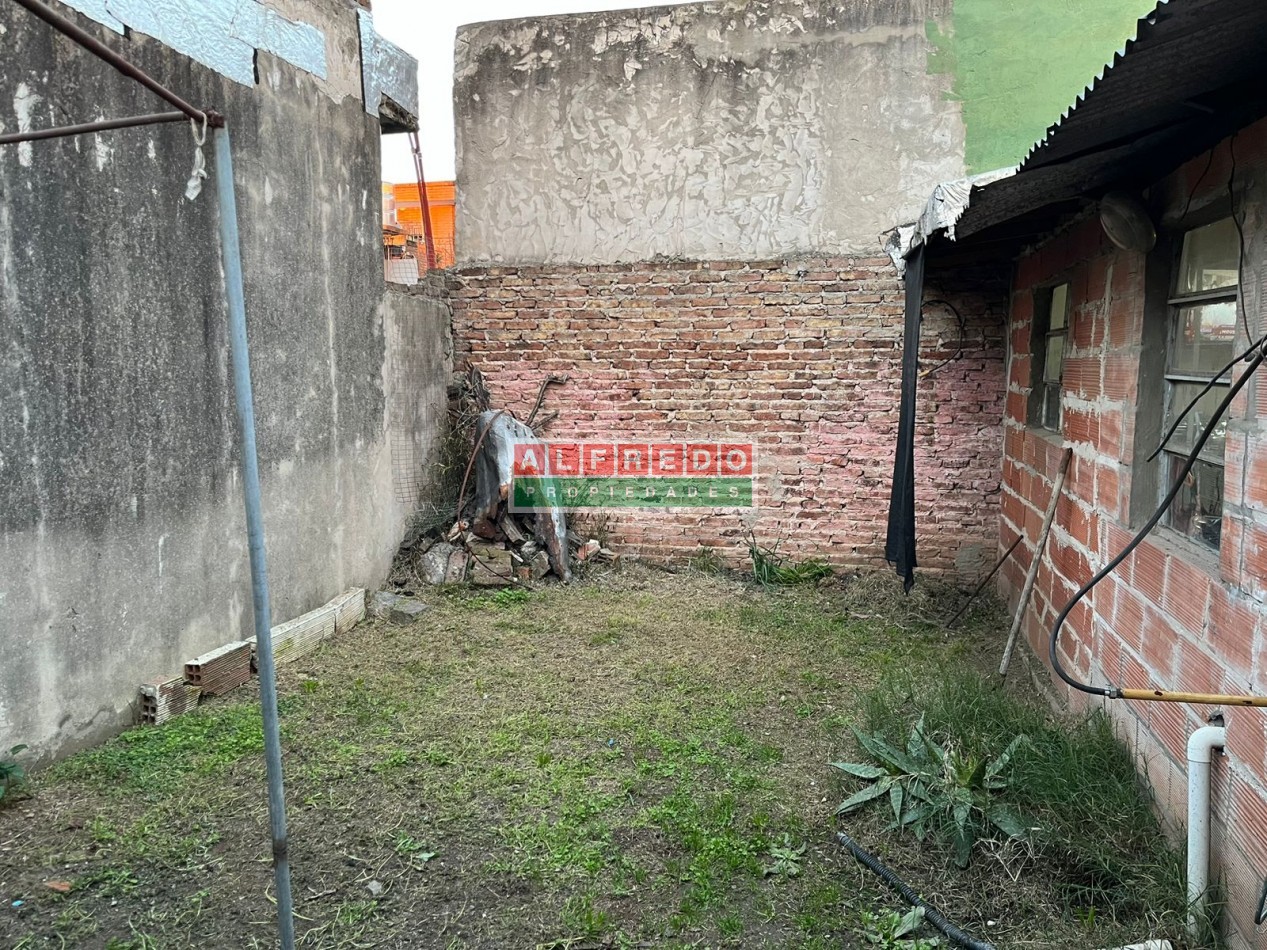 PH de 4 Ambientes con Monoambiente Anexo en Venta - Moron Sur