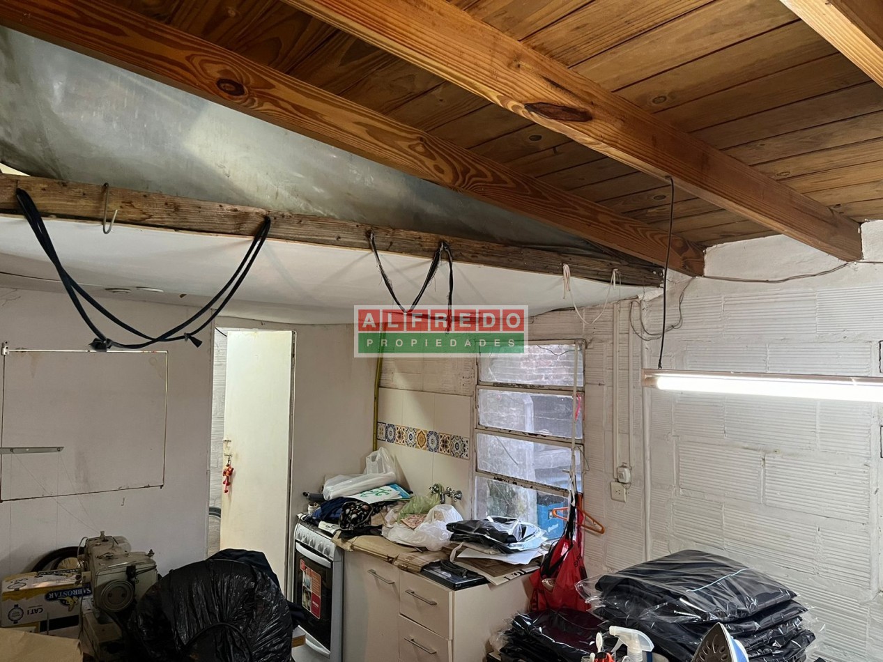 PH de 4 Ambientes con Monoambiente Anexo en Venta - Moron Sur