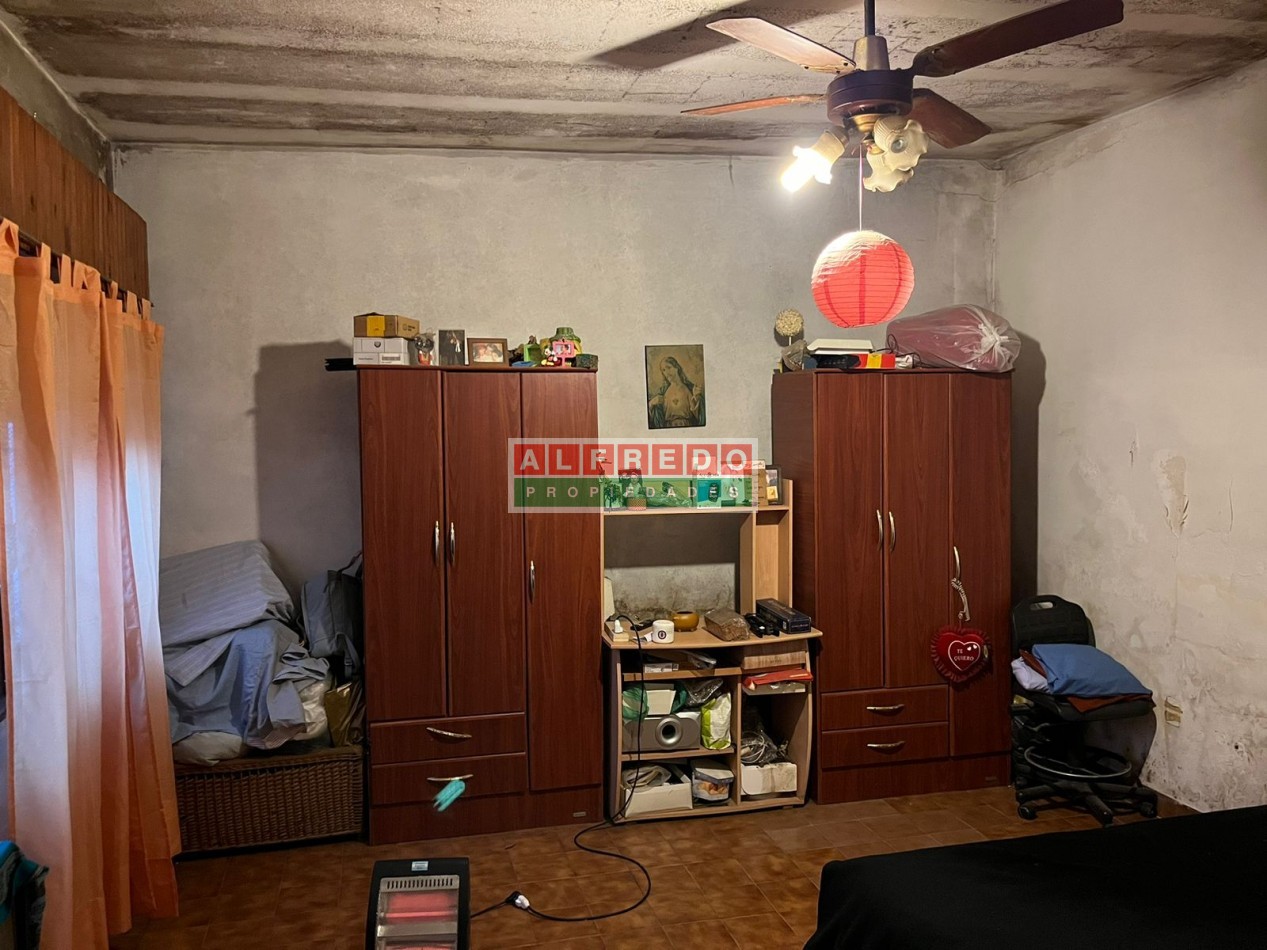 PH de 4 Ambientes con Monoambiente Anexo en Venta - Moron Sur