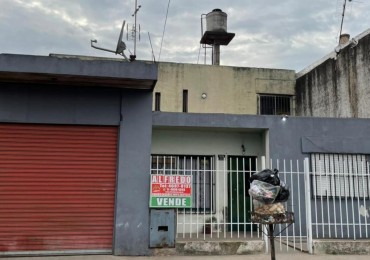 Casa de 6 ambientes en 2 plantas en Venta - Gregorio de Laferrere