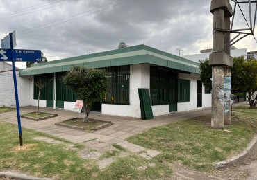 Local Comercial sobre esquina en alquiler