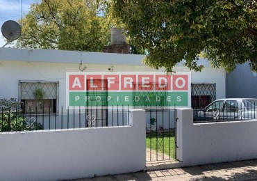 Casa de 4 ambientes en Venta - Rafael Castillo Centro